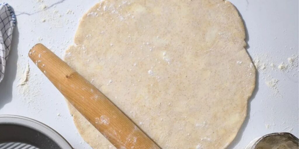 How to Roll Sourdough Discard Pie Crust